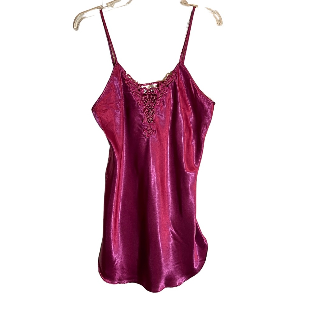 Inner Most NWOT Rose Satin Slip Dress Size Small.  100% polyester